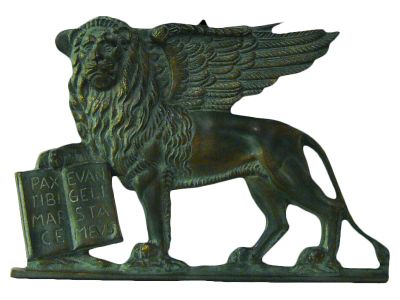 Basso rilievo del Leone di San Marco
Bronzo patinato verde antico
L 22 H 15,5 P 0,8 cm
0,75 kg Basso rilievo del Leone di San Marco